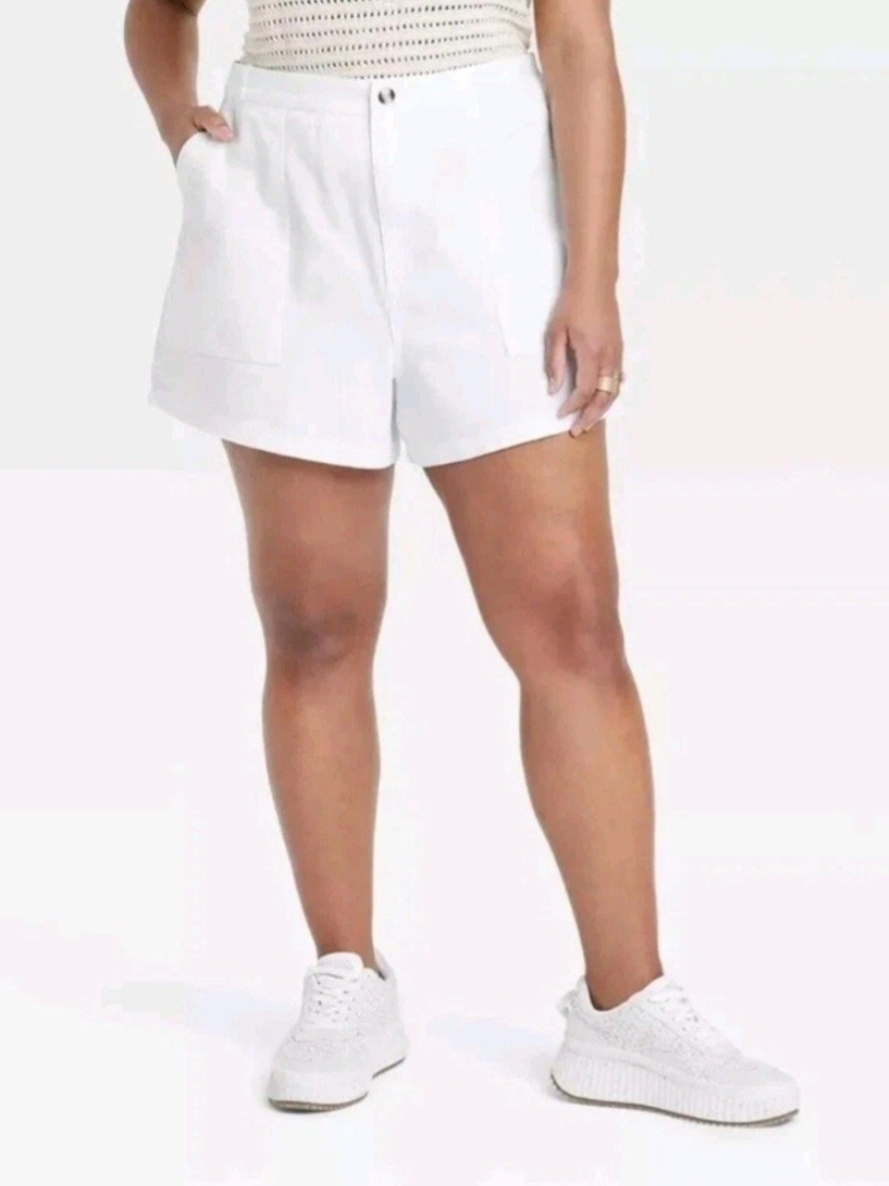 Universal Thread - Women's High-Rise Utility Shorts White Size 17